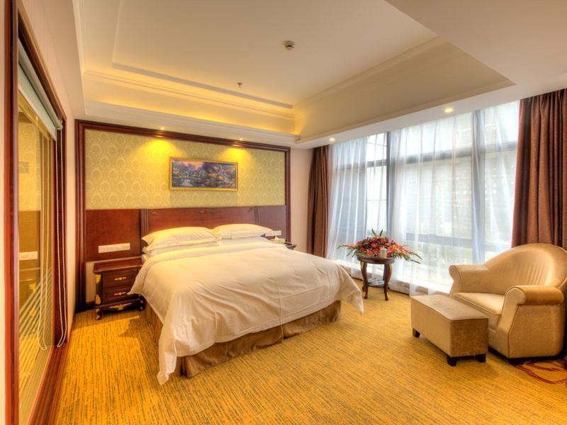 Vienna Hotel Shanghai Happy Valley Songjiang Esterno foto