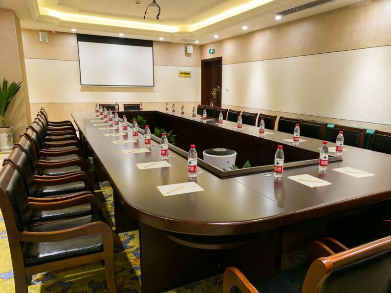 Vienna Hotel Shanghai Happy Valley Songjiang Esterno foto
